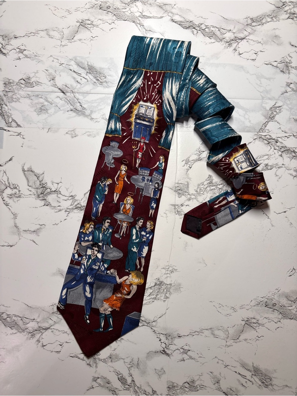 Vintage Superba “Devil In Disguise” Tie